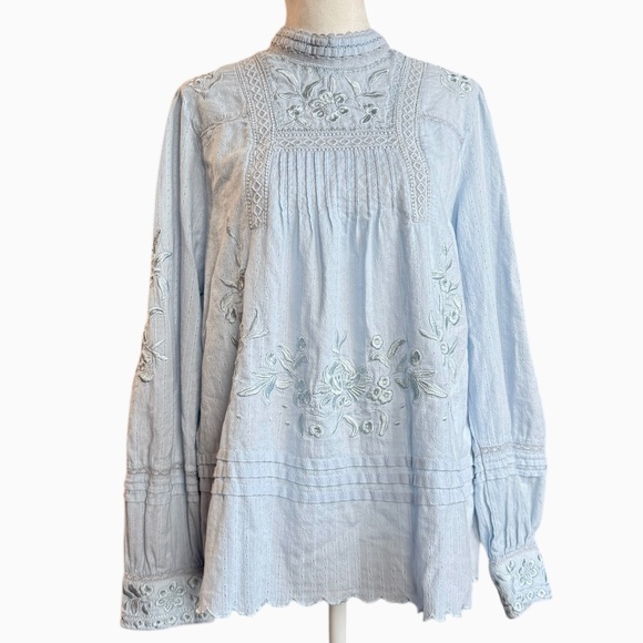 Sundance Cotton High Neck Embroidered Light Blue Long Sleeve Top Sz M - Picture 1 of 9